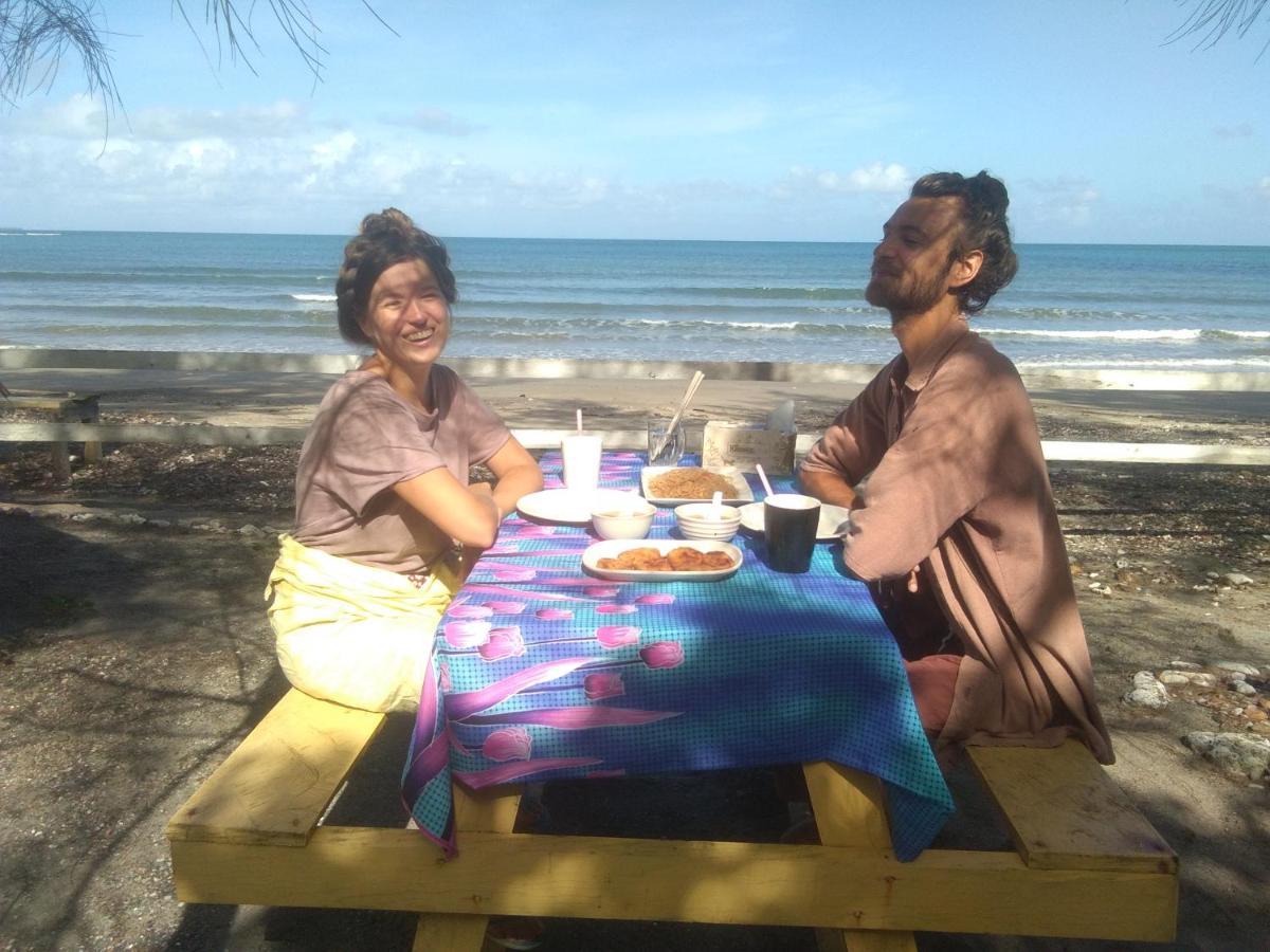 Tammoyo Place Kudat Exterior foto